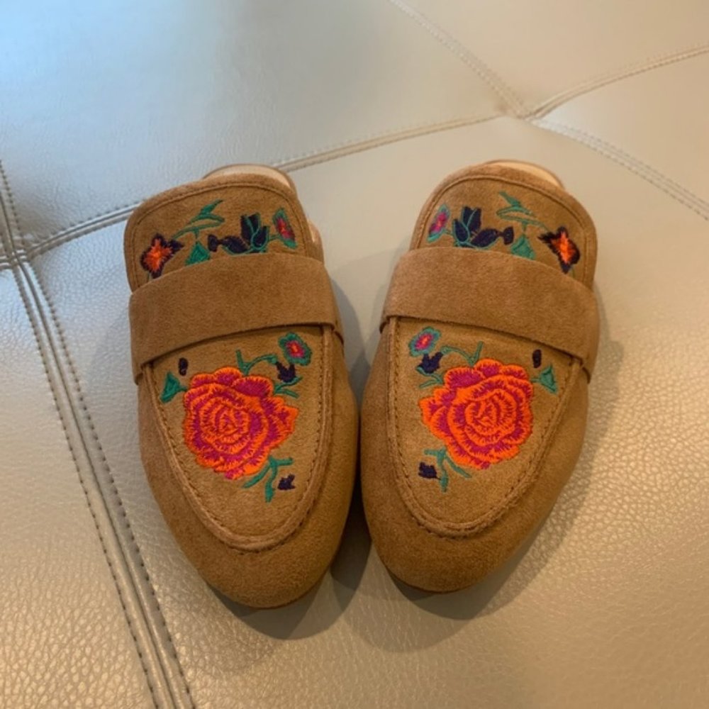 ✨The Fix (NWT) French Floral Slide Slip-on Loafer✨